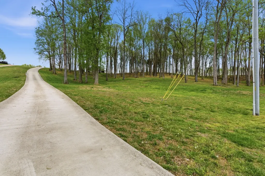 2385 Pleasant View Road Pleasant View TN 37146
