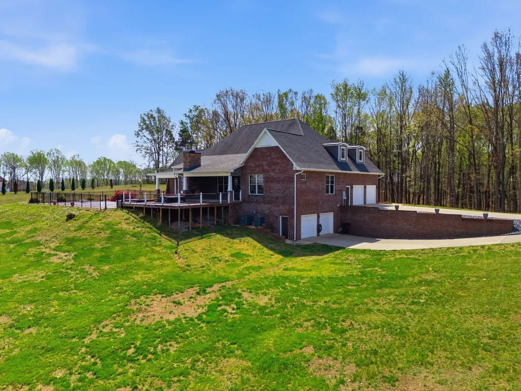 2385 Pleasant View Road Pleasant View TN 37146