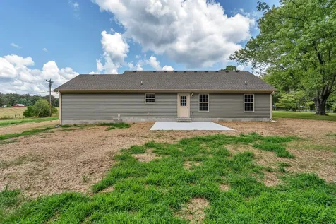 393 Flowertown Road Normandy TN 37360