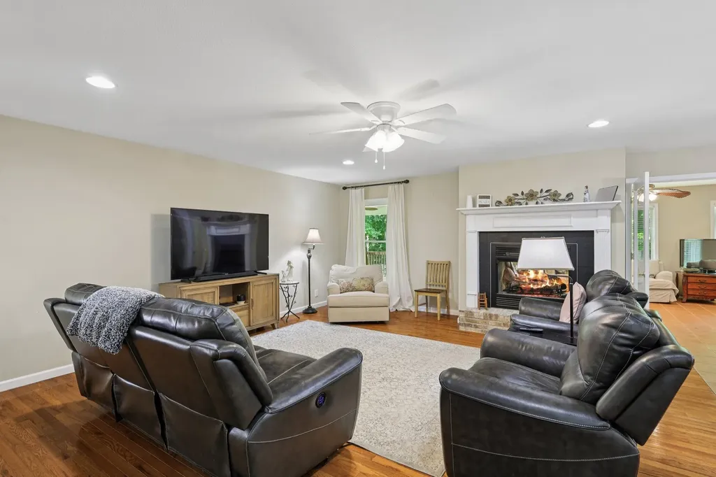 1319 Garrettsburg Road Clarksville TN 37042