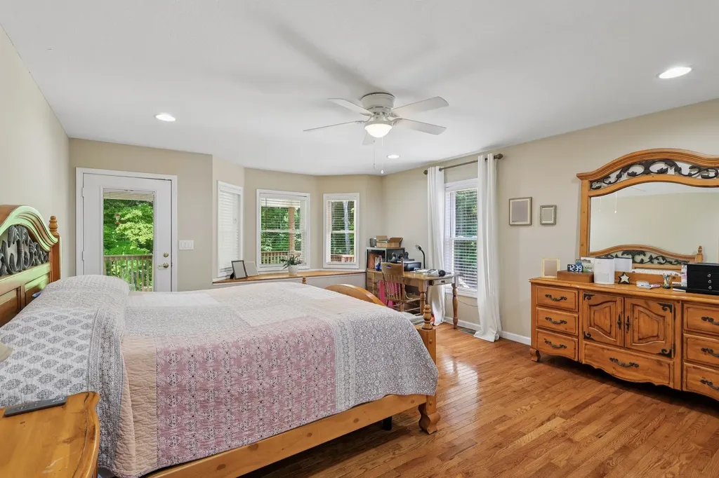 1319 Garrettsburg Road Clarksville TN 37042
