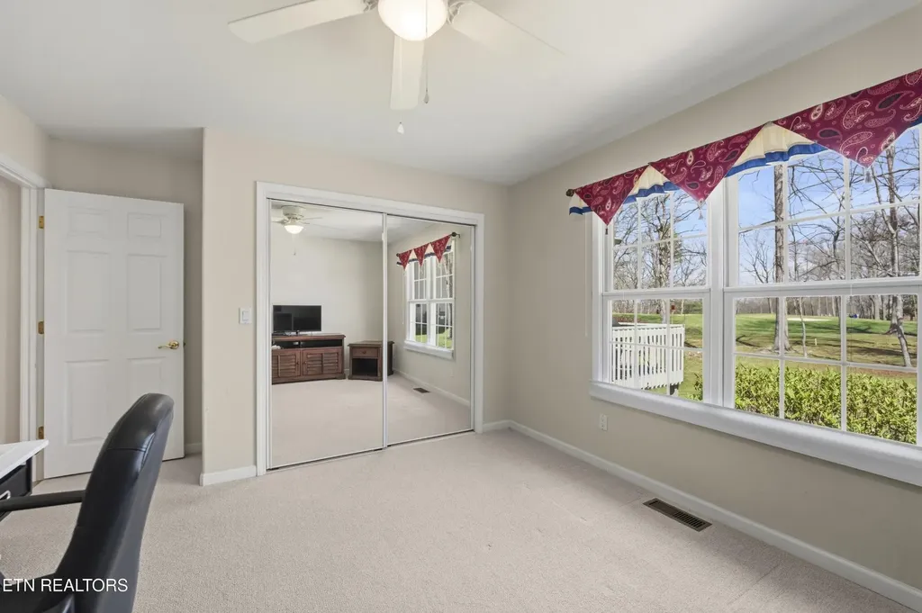 21 Lexham Court Crossville TN 38558