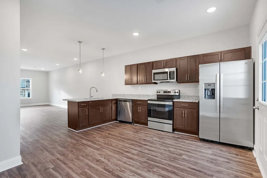 541 New South Drive Clarksville TN 37043