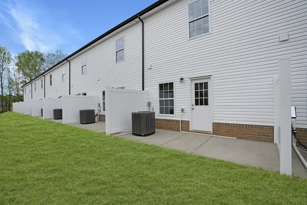 156 Excell Road Clarksville TN 37043
