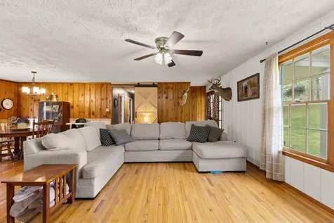 180 Hill Road Vanleer TN 37181