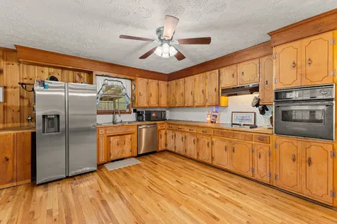 180 Hill Road Vanleer TN 37181