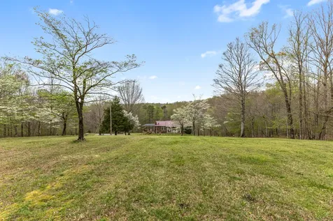 180 Hill Road Vanleer TN 37181