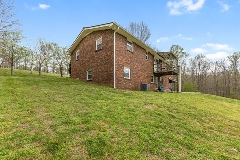 180 Hill Road Vanleer TN 37181
