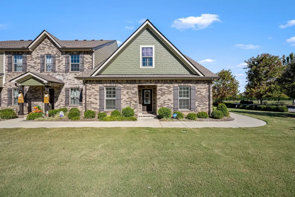 5640 Maples Retreat Drive Murfreesboro TN 37127