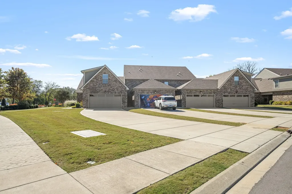 5640 Maples Retreat Drive Murfreesboro TN 37127