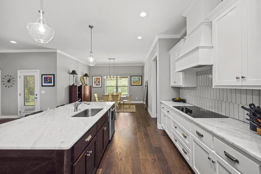 1924 Rhonda Drive Christiana TN 37037