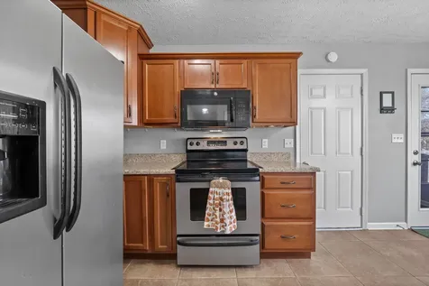 3417 Foxrun Lane Clarksville TN 37042
