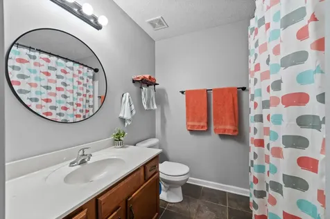 3417 Foxrun Lane Clarksville TN 37042
