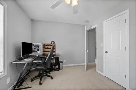 3417 Foxrun Lane Clarksville TN 37042