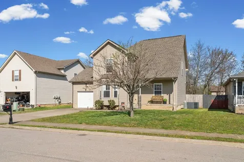 3417 Foxrun Lane Clarksville TN 37042