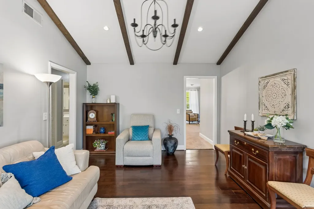 1044 Todd Preis Drive Nashville TN 37221