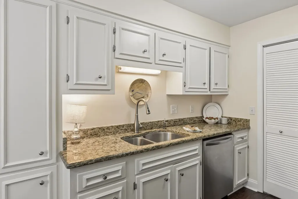 1044 Todd Preis Drive Nashville TN 37221