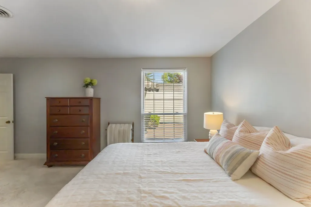 1044 Todd Preis Drive Nashville TN 37221