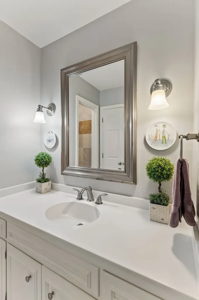 1044 Todd Preis Drive Nashville TN 37221