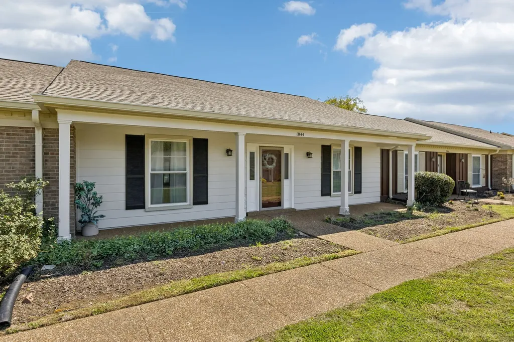 1044 Todd Preis Drive Nashville TN 37221