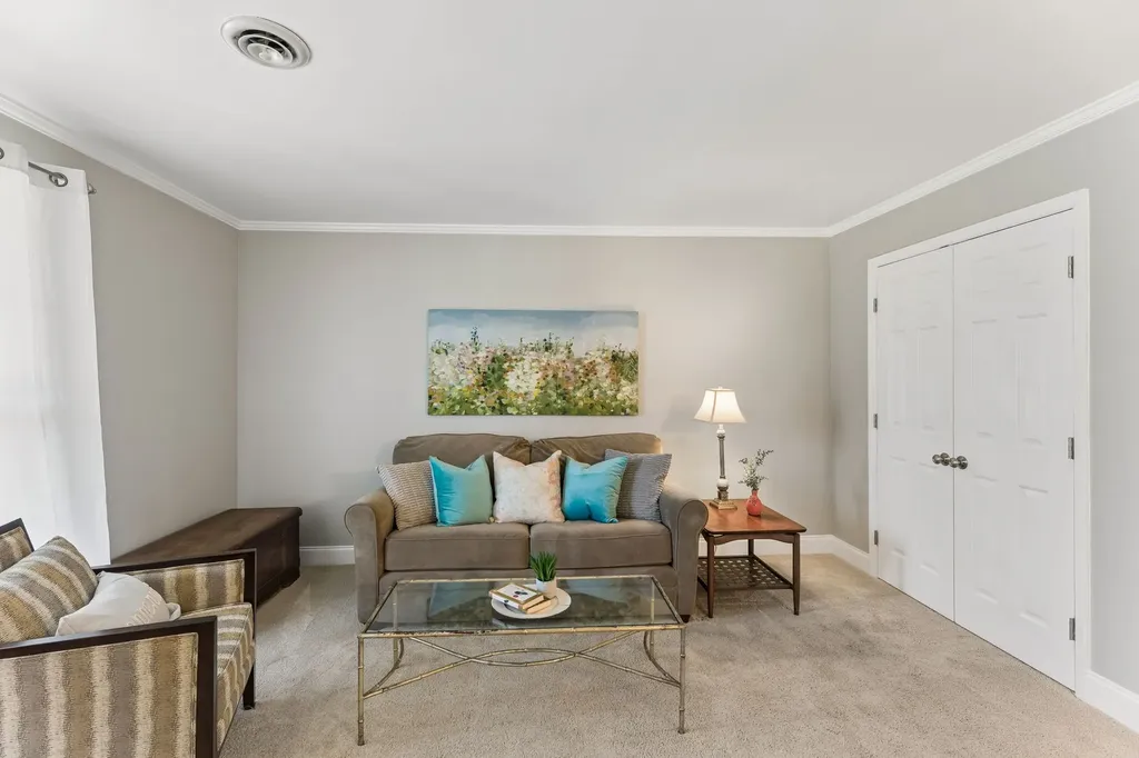 1044 Todd Preis Drive Nashville TN 37221