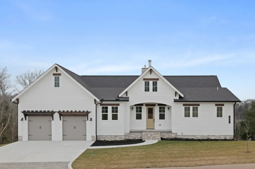 86 Simmons Circle Winchester TN 37398