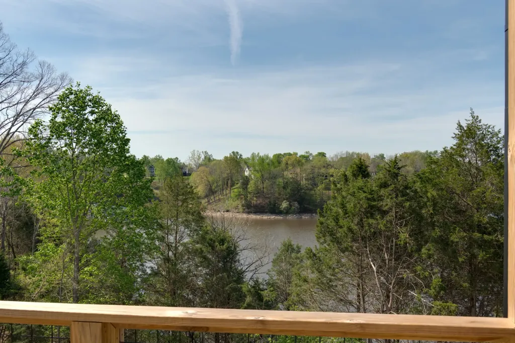 86 Simmons Circle Winchester TN 37398