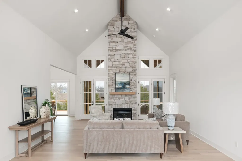 86 Simmons Circle Winchester TN 37398