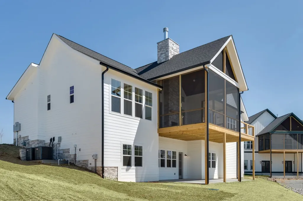 86 Simmons Circle Winchester TN 37398