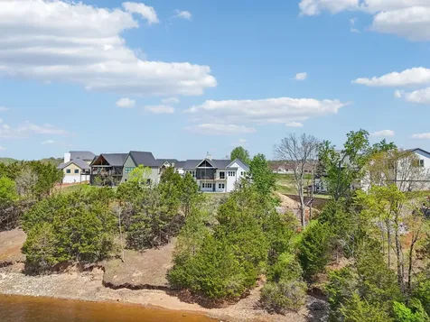 86 Simmons Circle Winchester TN 37398