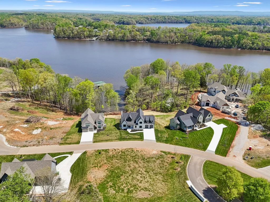 712 Fanning Bend Drive Winchester TN 37398