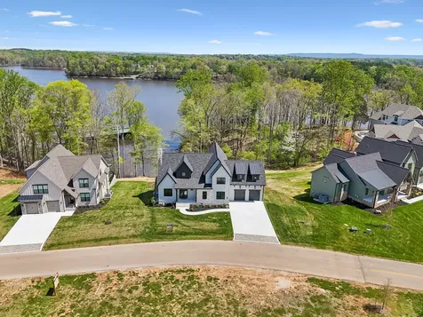 712 Fanning Bend Drive Winchester TN 37398