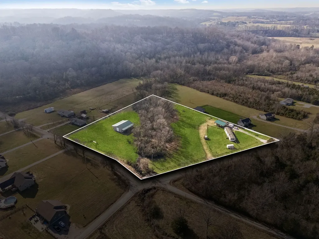 3118 Mckibbon Road Culleoka TN 38451