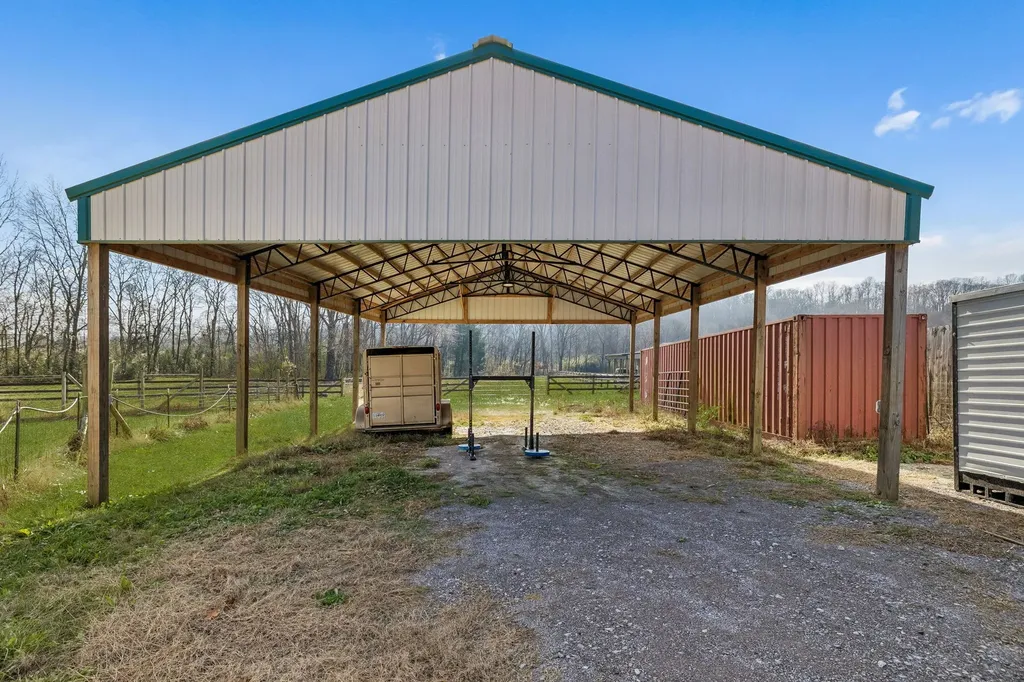 3118 Mckibbon Road Culleoka TN 38451
