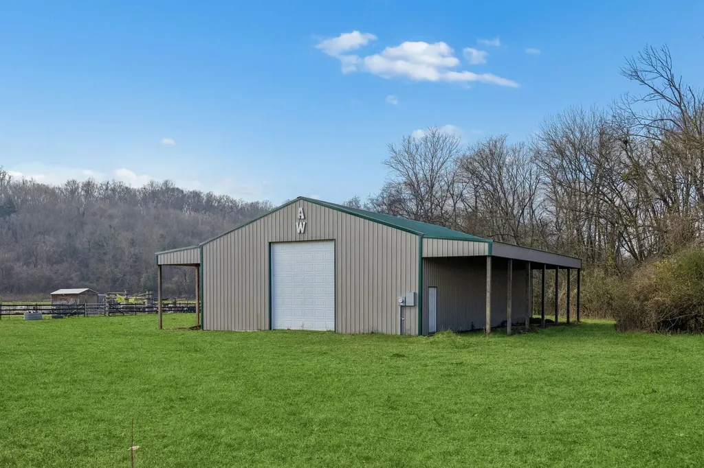 3118 Mckibbon Road Culleoka TN 38451
