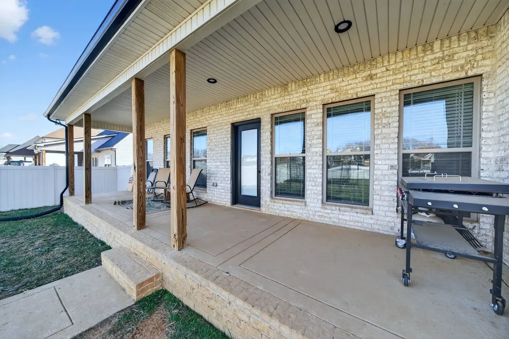 308 Young Lane Pleasant View TN 37146
