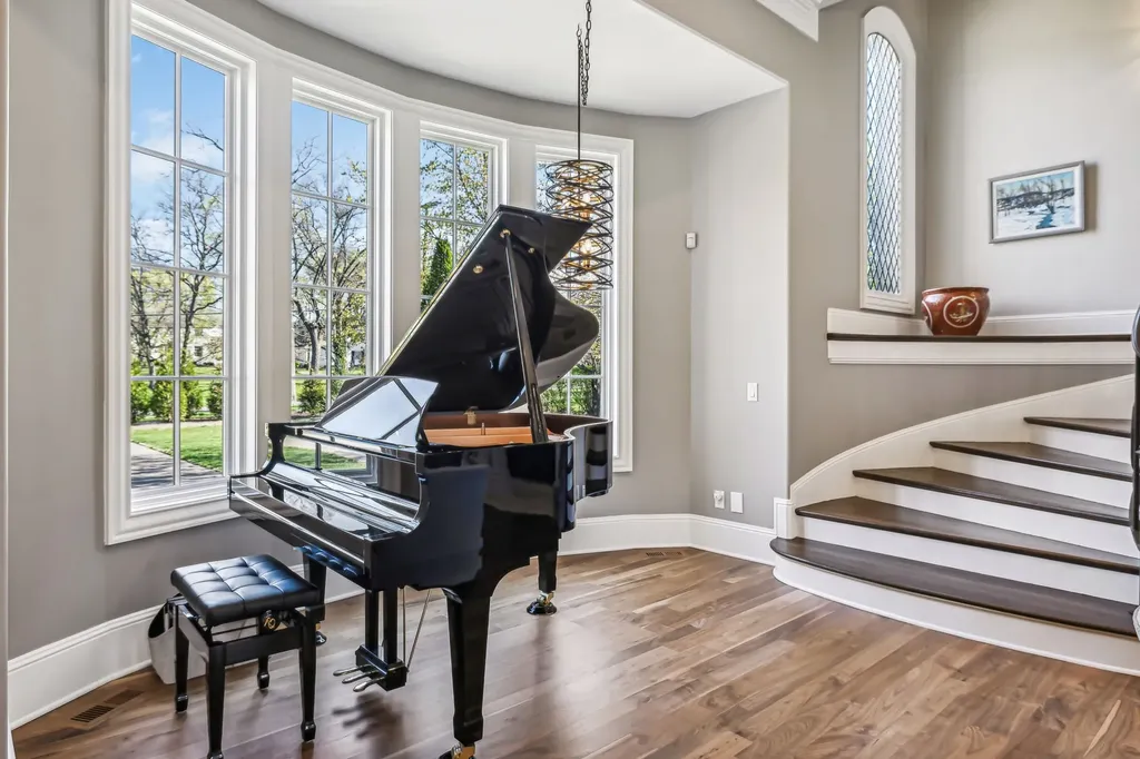 2323 Woodmont Boulevard Nashville TN 37215