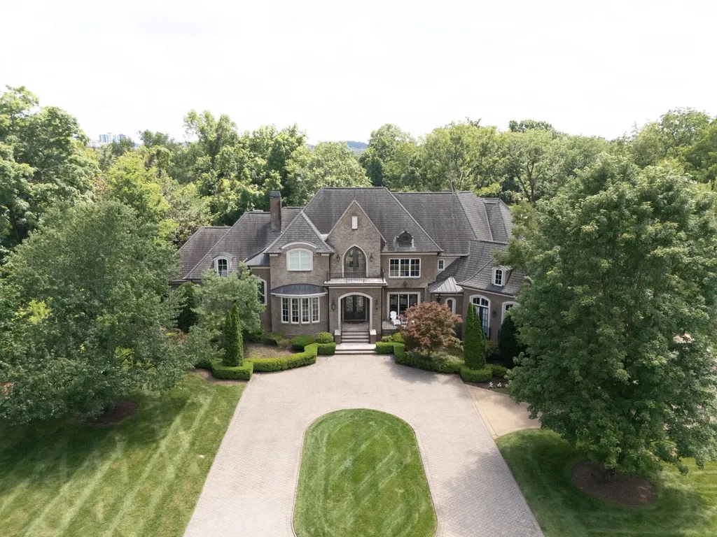 2323 Woodmont Boulevard Nashville TN 37215