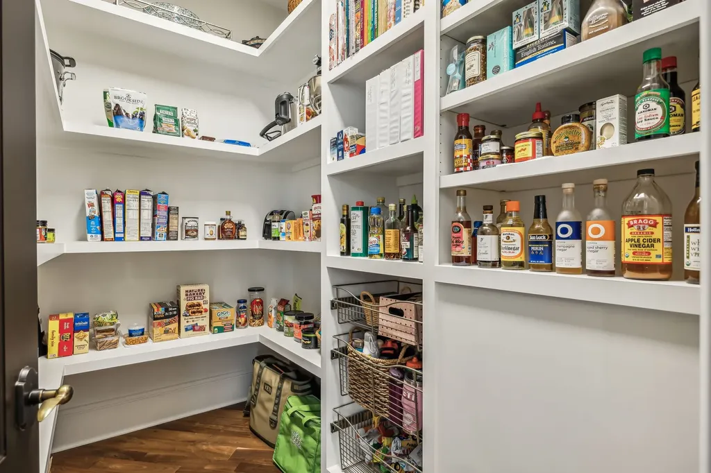 2323 Woodmont Boulevard Nashville TN 37215