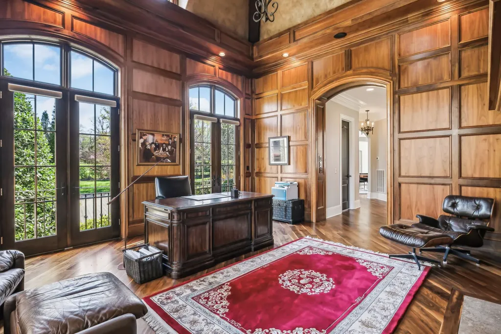 2323 Woodmont Boulevard Nashville TN 37215