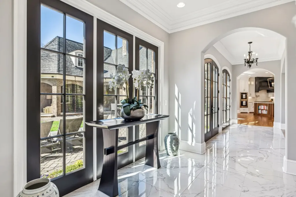 2323 Woodmont Boulevard Nashville TN 37215