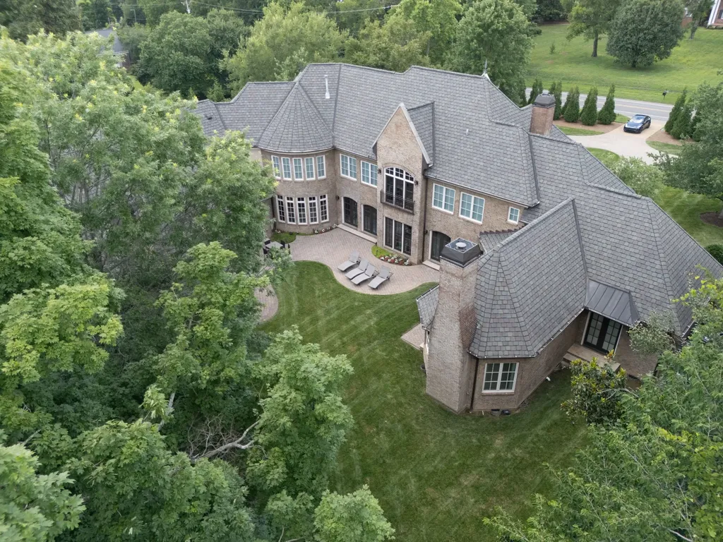 2323 Woodmont Boulevard Nashville TN 37215