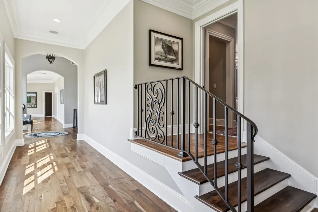 2323 Woodmont Boulevard Nashville TN 37215