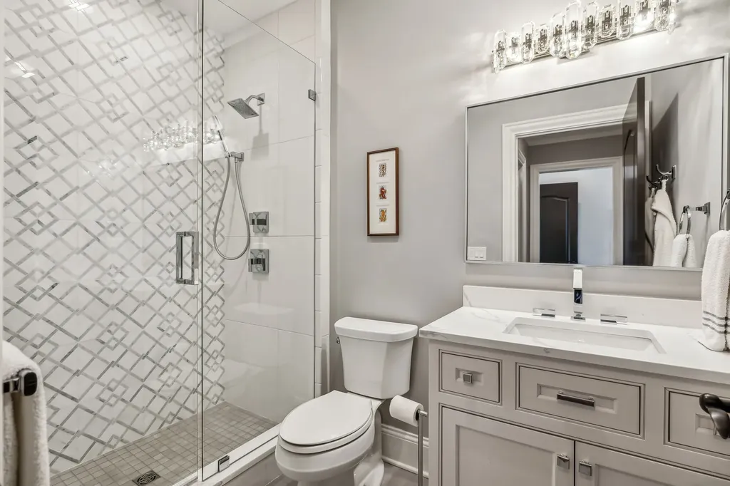 2323 Woodmont Boulevard Nashville TN 37215