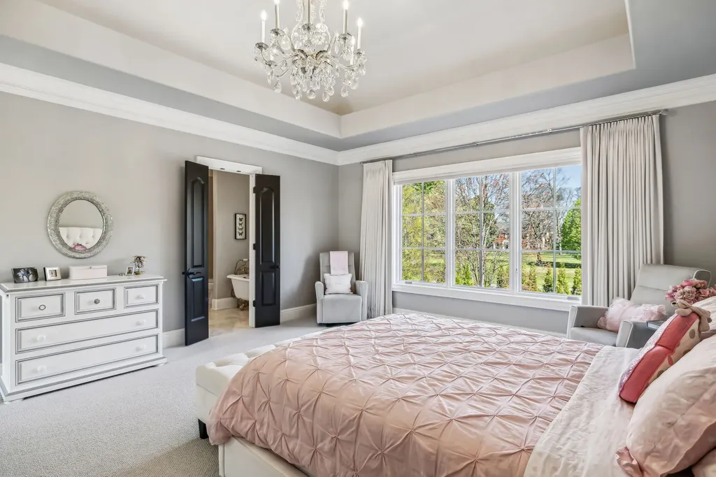 2323 Woodmont Boulevard Nashville TN 37215