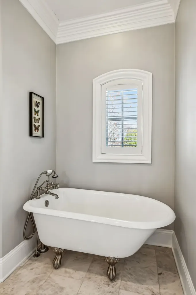2323 Woodmont Boulevard Nashville TN 37215