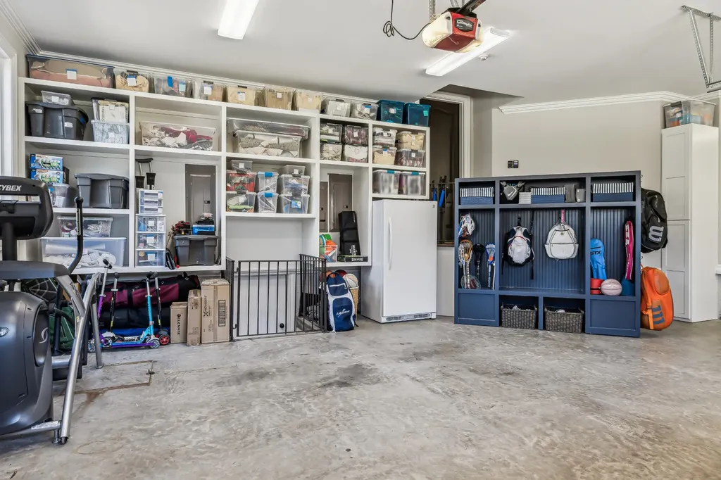 2323 Woodmont Boulevard Nashville TN 37215