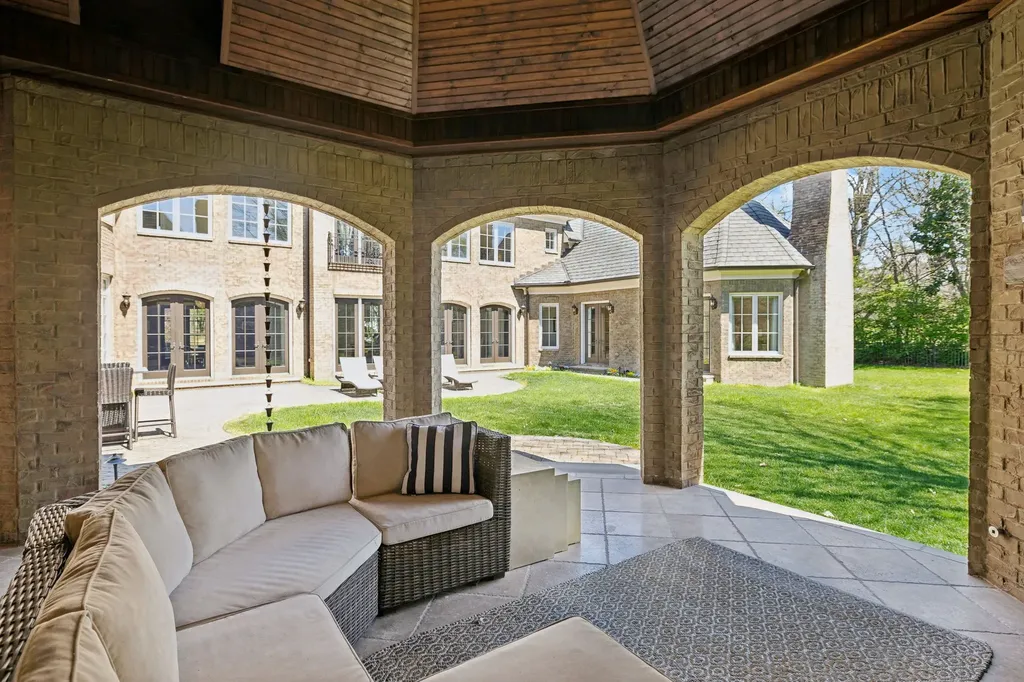 2323 Woodmont Boulevard Nashville TN 37215