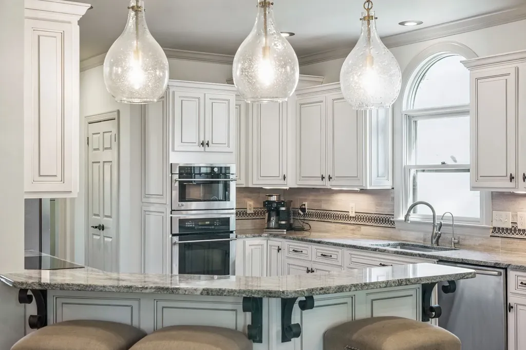 203 Kensington Park Nashville TN 37215