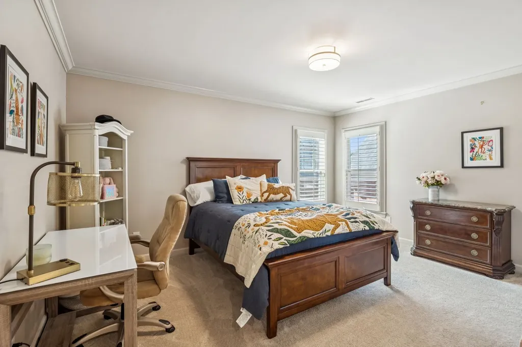 203 Kensington Park Nashville TN 37215